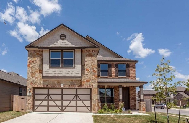 Your Home Away From Home - Entire 2,200 SF