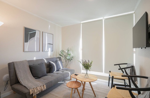 Your Home in Santiago: Cozy and Local Apartment