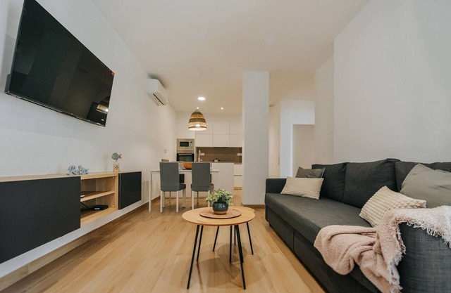 Your Ideal Stay by the Sea: Modern and Well-Located Apartment in Palamós 🌊☀️