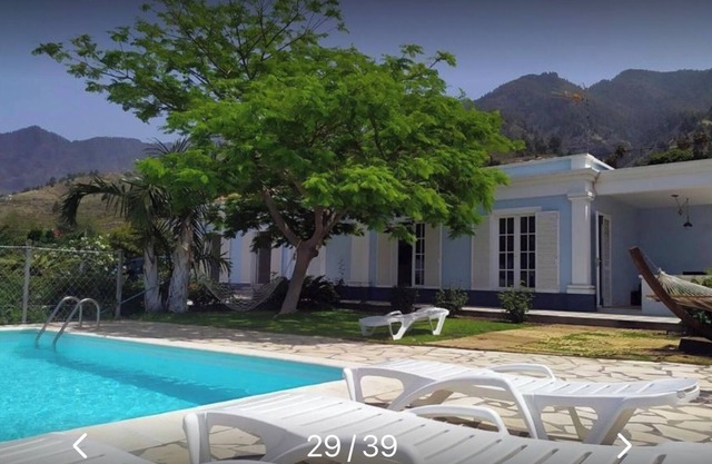 Your Retreat Between Sky and Sea: Villa La Palma Isla Bonita