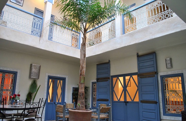 YOUR RIAD OF 1 TO 4 ROOMS EXCLUSIVELY IN THE HEART OF THE MEDINA