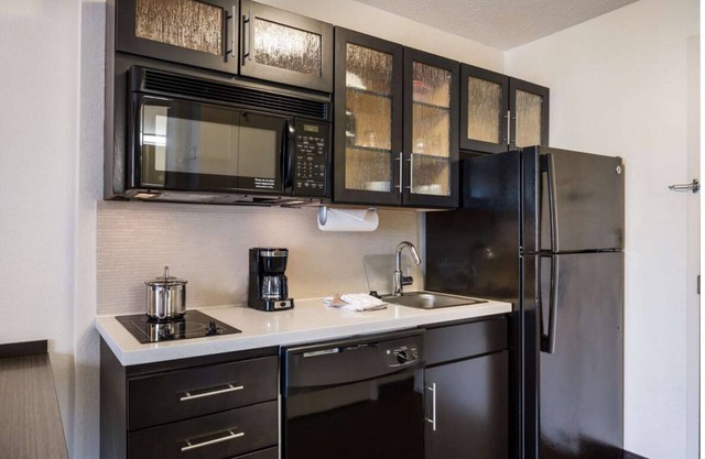 Your Silicon Valley Home Base! A short drive to Santa Clara Convention Center!