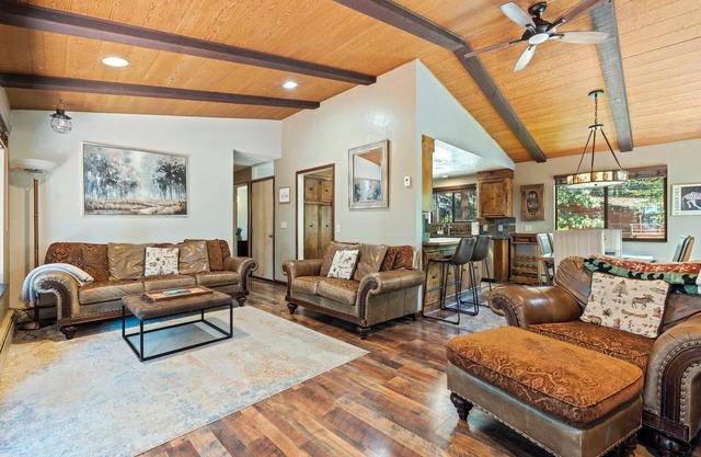 Zephyr Cove Home In The Hills, Lake Views, Yard, Hot Tub, Great for Pets!