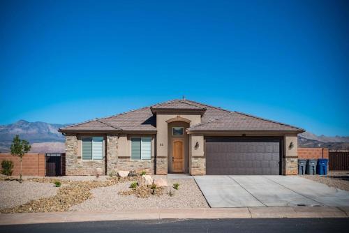 Zion Getaway - Beautiful Mountain Sunset Views