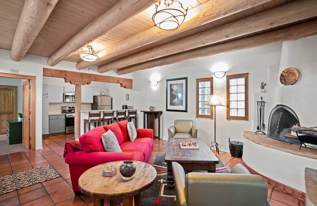 Zona Rosa 75, San Antonio