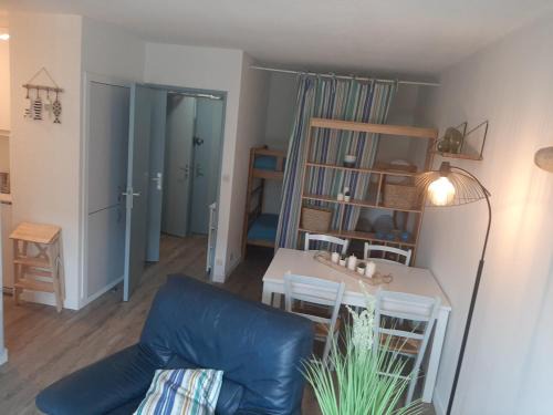 Le Penon Apartment | À deux pas des commerces et de l'océan, appartement rénové avec terrasse à Seignosse - FR-1-239-413