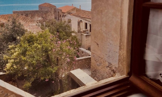 Monemvasia House | Κατοικία στο Βυζαντινό Κάστρο της Μονεμβασιάς με θέα θάλασσα