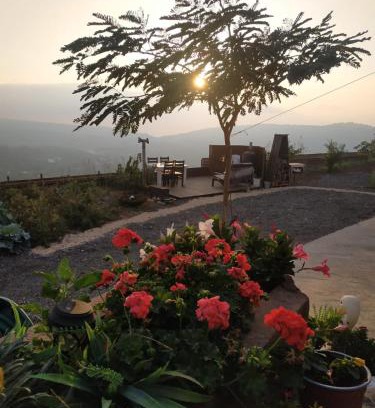 Majdal al-Shams Ski Chalet | בקתה בגלקסיה