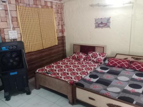 Ujjain House | जय संतोषी मां गेस्ट हाउस