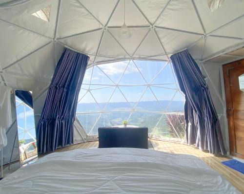 Tap Tao Other | ลักษณ์ภูชี้ฟ้า 2