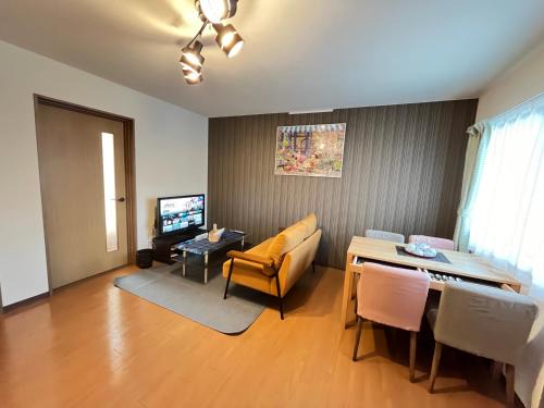 Asahi-machi Apartment | ロイヤル黒部