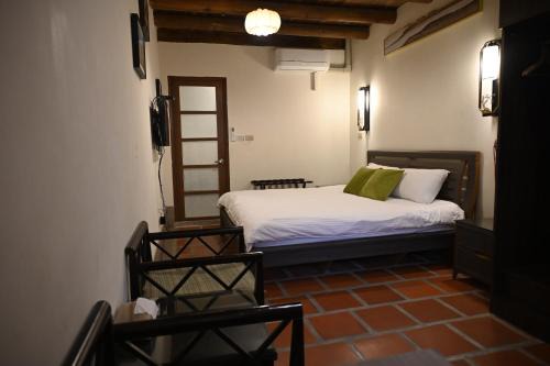 Shuitou Village House | 巧居民宿