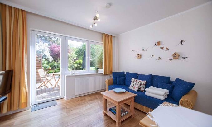 Krummsee Apartment | 01 Birddealer named of the opera of Carl Zellerfeld