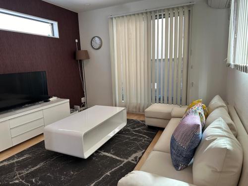 Ikebukuro Villa | 020T 逸品苑 4LDK戸建 108m リニューアル 無料駐車場あり 大型衛生的キッチン NETFLIX