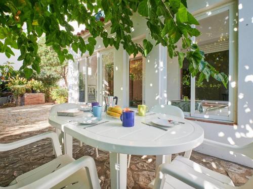 Calella de Palafrugell Apartment | 0328 Apartment in Calella de Palafrugell