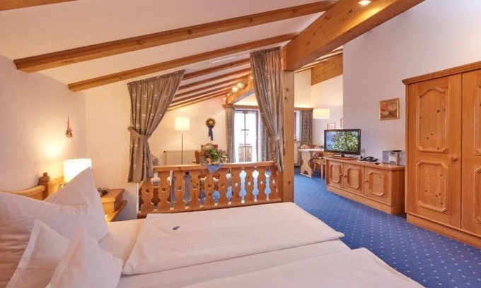 Entfelden Apartment | (04) Cozy one-room vacation apartments, approx. 52 sqm, kitchen and balcony