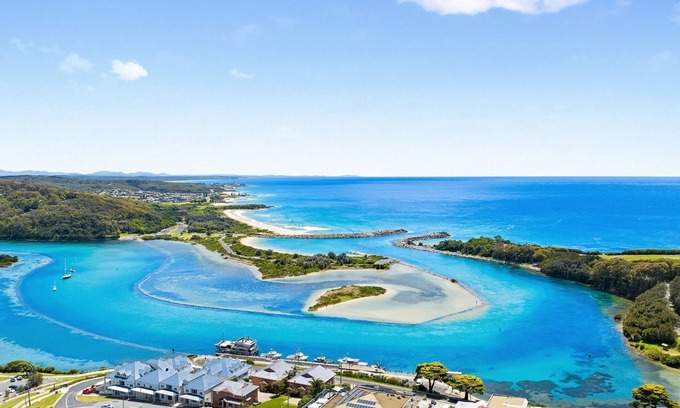 Narooma Apartment | 1 3 Bay Lane two bedroom unit