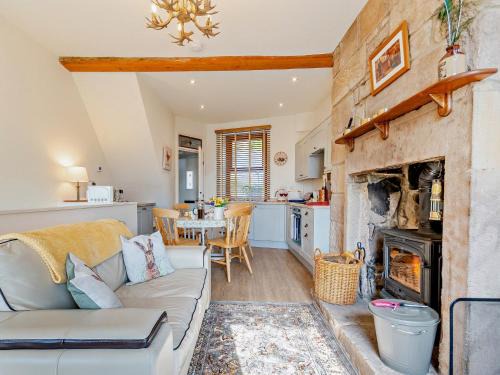 Matlock House | 1 Bed in Matlock 90487