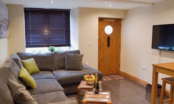 Brixham Cottage | 1 bedroom accommodation in Brixham