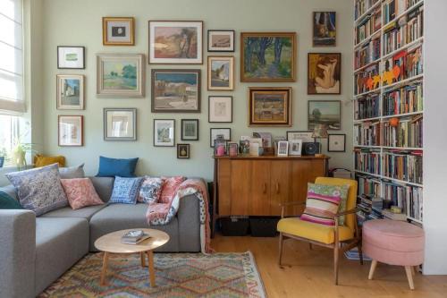 Mile End Apartment | 1 Bedroom Beautiful Victoria park