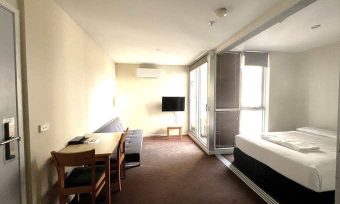 Carlton South Apartment | 1-Bedroom CBD Apartment | Sleeps 3 | Queen + Sofa Bed