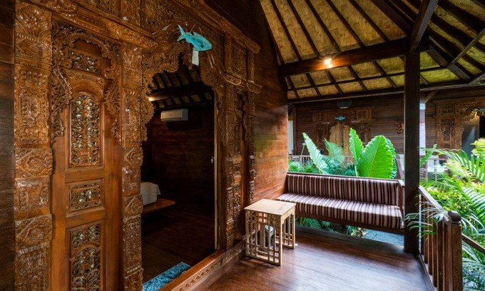 Mushroom Bay Cottage | 1 BR Balinese Wooden Cottage Near Mushroom Beach Nusa Lembongan