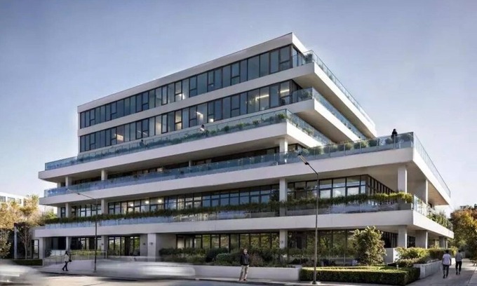 Leeds Apartment | 1 BR Flat Prime Spot Near Station, Shops & Culture