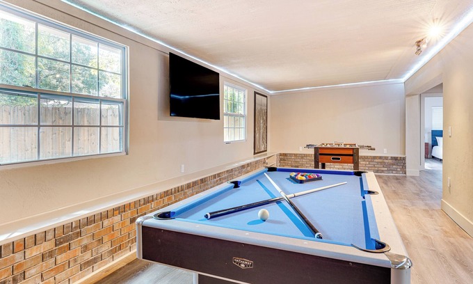 Gainesville House | 1 Mi to Florida Gators Stadium: Gainesville Home!