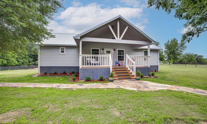 Yantis Cottage | < 1 Mi to Lake Fork: ‘Appy Haven’ in Yantis