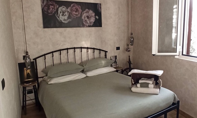 Tuscolano Apartment | 1 minute from metro A, super comfortable mini apartment with small terrace