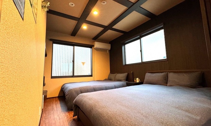 Higashiyama House | 1 minute walk to Sanjusangendo! One floor reserved, quiet and comfortable space