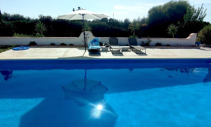 Marchena Cottage | 10-person Country House, Large Swimming Pool Ready for Use. Shops 10 Mins Drive