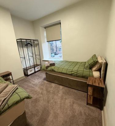 Sheffield Hotel | 128-130 Crookes