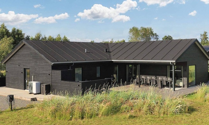 Bøtø By House | 14 person holiday home in Væggerløse-By Traum