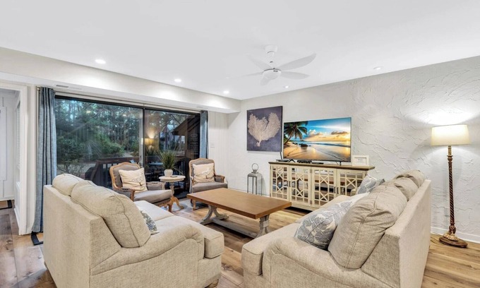 South Beach Villa | 1424 South Beach Villa ~ Steps to Beach in Sea Pines