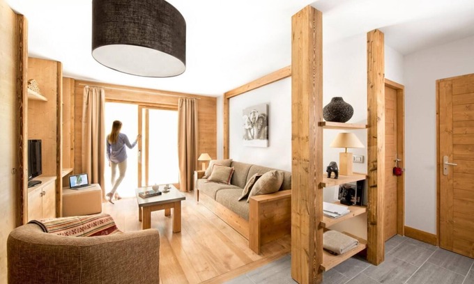Les Brevieres Apartment | 150m from resort center, fitness, swimming pool, sauna, hammam, balcony, tv, 40m², Tignes