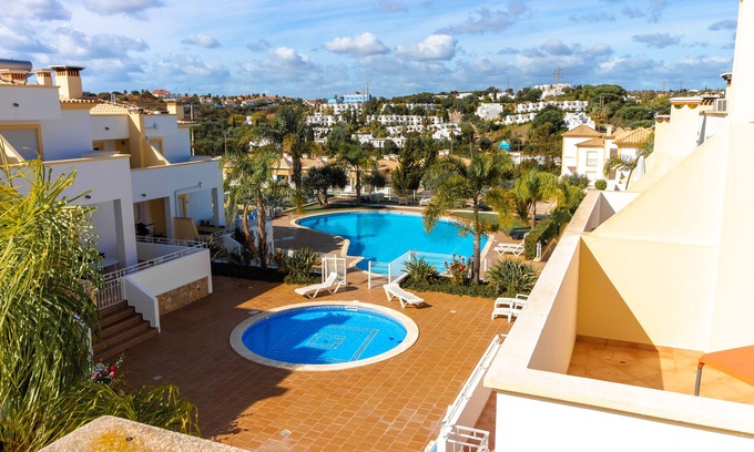 Urbanizacao dos Calicos House | 15min walk from Albufeira Old Town, Free wifi, Air Conditioning