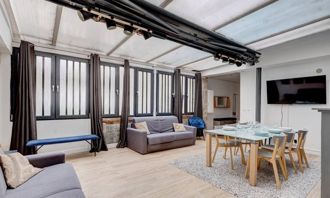 Quartier Saint-Ambroise Apartment | 164 Suite Rudy - Superb apartment in Paris.