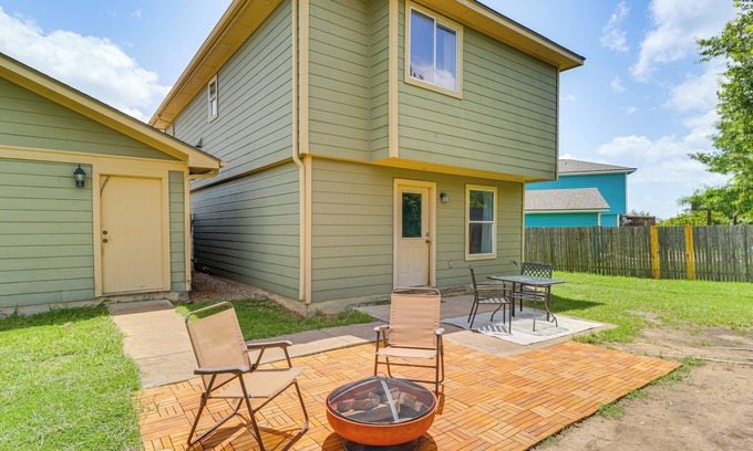 Briarcreek House | 17 Mi to Dtwn Austin: Family Home w/Patio!