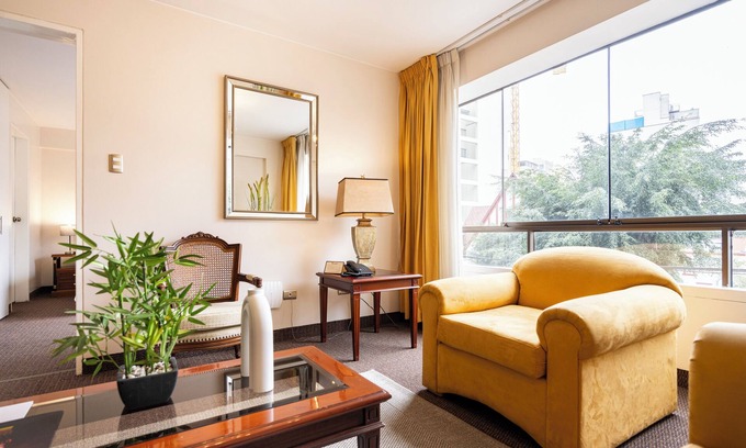 Leuro Apartment | 1bd/1ba Apartment in Miraflores3