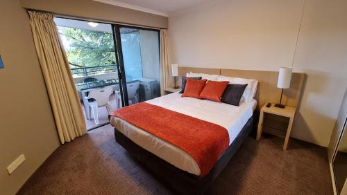 Canberra City Centre Apartment | 1BR Executive Apartment in City Centre