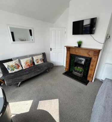 Kessingland Apartment | 1st Floor Flat in Mews