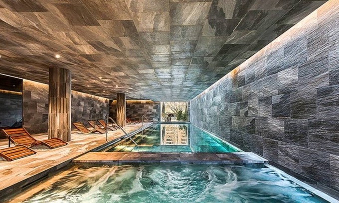 Melbourne Apartment | 2-bed Apt w/ Pool, Gym & Parking! Near Albert Park