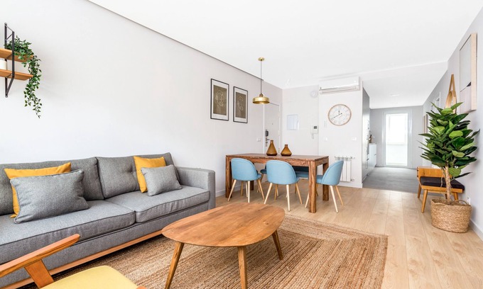 Castellana Apartment | 2 Bedroom 2 Bathroom apartament in Nuñez de Balboa