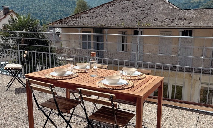 Saint-Pe-de-Bigorre Apartment | 2 bedroom apartment with mountain view terrace - Lourdes