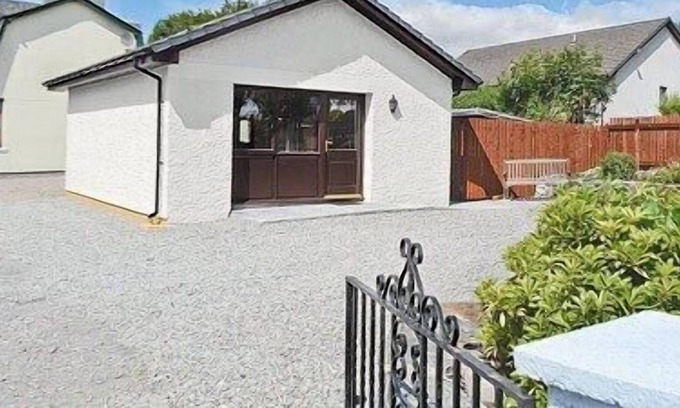 Fort William Cottage | 2 bedroom accommodation in Corpach, near Fort William