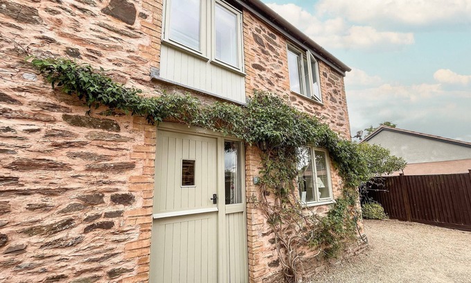 North Newton Cottage | 2 bedroom accommodation in North Newton