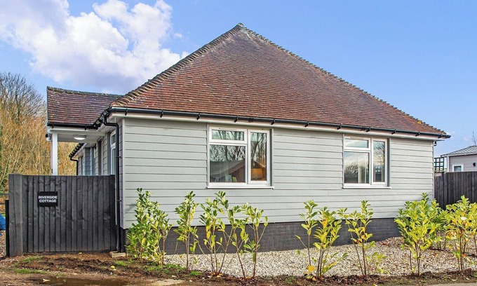 Hoddesdon Cottage | 2 bedroom accommodation in Hoddesdon