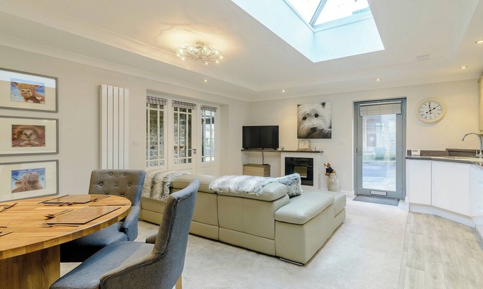 Richmond Cottage | 2 bedroom accommodation in Richmond