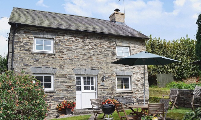Cenarth Cottage | 2 bedroom accommodation in Cenarth